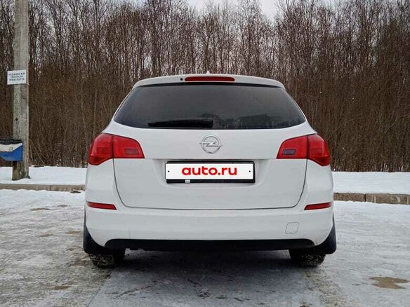 2012 Opel Astra J, белый, 750000 рублей - вид 2