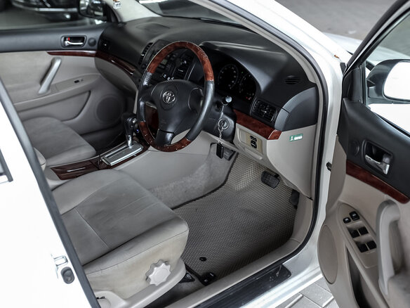 2003 Toyota Premio I (T24), белый, 750000 рублей - вид 5