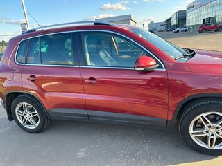2010 Volkswagen Tiguan I, красный, 990000 рублей, вид 4