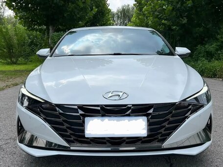 2023 Hyundai Elantra VII (CN7), белый, 1670000 рублей, вид 3