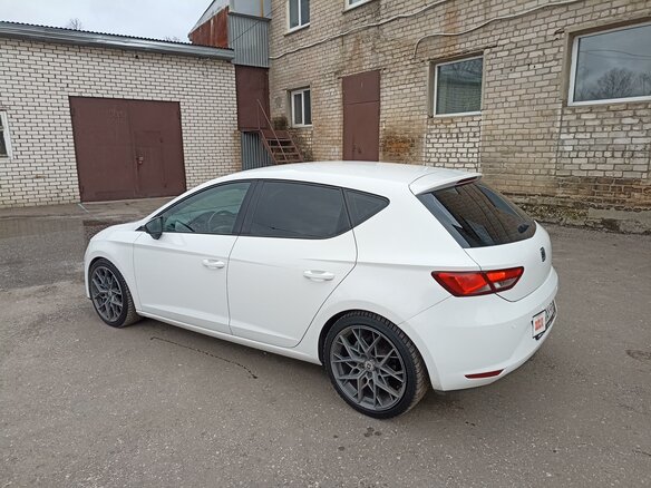 2013 SEAT Leon III, белый, 750000 рублей - вид 5