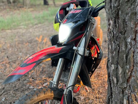 2024 BSE Z11, красный, 175000 рублей, вид 2