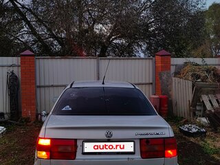 1996 Volkswagen Passat B4, серый, 140000 рублей, вид 2