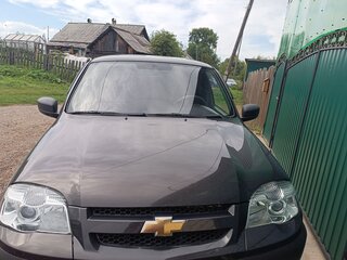 2014 Chevrolet Niva I Рестайлинг, коричневый, 780000 рублей, вид 1