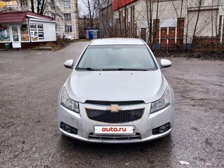 2012 Chevrolet Cruze I, серебристый, 600000 рублей, вид 1