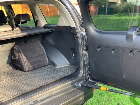 2016 Toyota Land Cruiser Prado 150 Series Рестайлинг 1, серый, 3730000 рублей, вид 5