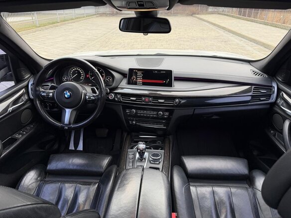 2014 BMW X5 40d III (F15), белый, 3800000 рублей - вид 25