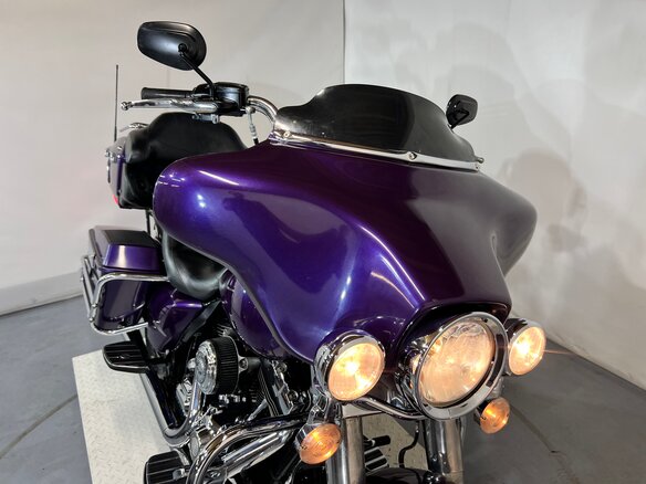 2010 Harley-Davidson Electra Glide, фиолетовый, 690000 рублей - вид 23