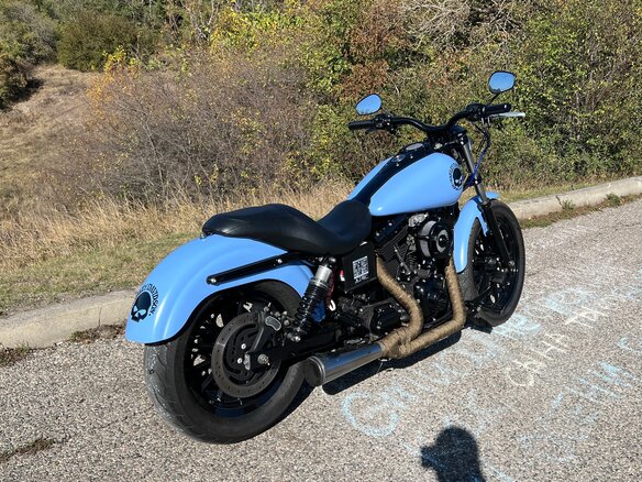 2005 Harley-Davidson Dyna Super Glide, голубой, 800000 рублей - вид 3