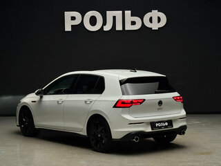 2022 Volkswagen Golf GTI VIII, белый, 4500000 рублей, вид 3