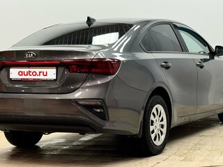 2020 Kia Cerato IV, серый, 1790000 рублей, вид 5