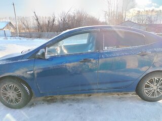 2014 Hyundai Solaris I Рестайлинг, синий, 750000 рублей, вид 4