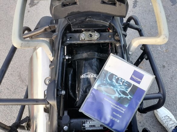 2014 Triumph Tiger 800, синий, 610000 рублей - вид 10