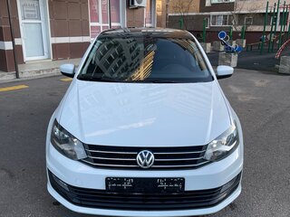 2017 Volkswagen Polo V Рестайлинг, белый, 1250000 рублей, вид 3