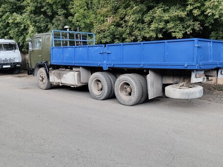 1992 КамАЗ 53212, зелёный, 200000 рублей, вид 3