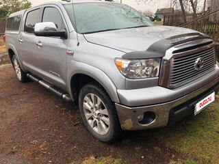 2010 Toyota Tundra CrewMax II, серебристый, 4500000 рублей, вид 1