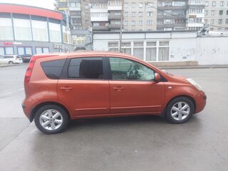 2007 Nissan Note I, красный, 700000 рублей, вид 4