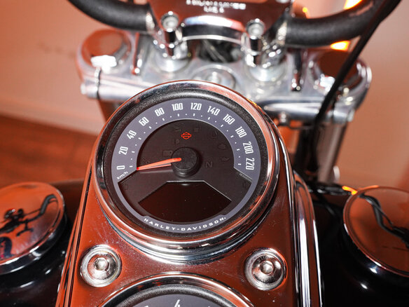 2020 Harley-Davidson Low Rider, чёрный, 1150000 рублей - вид 8