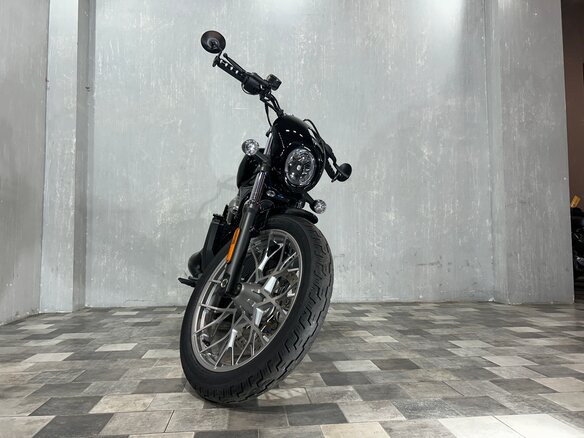 2023 Harley-Davidson Nightster, чёрный - вид 8