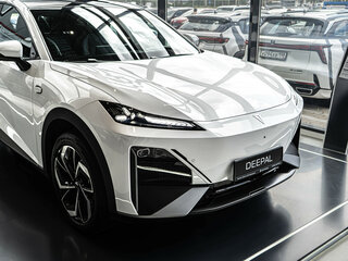 2025 Changan Deepal S07 31.73 kWh I, белый, 5289900 рублей, вид 4