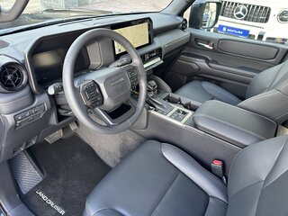 2024 Toyota Land Cruiser Prado 250 Series, белый, 10090000 рублей, вид 5