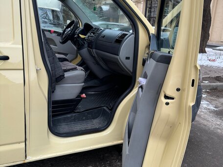2010 Volkswagen Constellation, золотистый, 1130000 рублей, вид 5