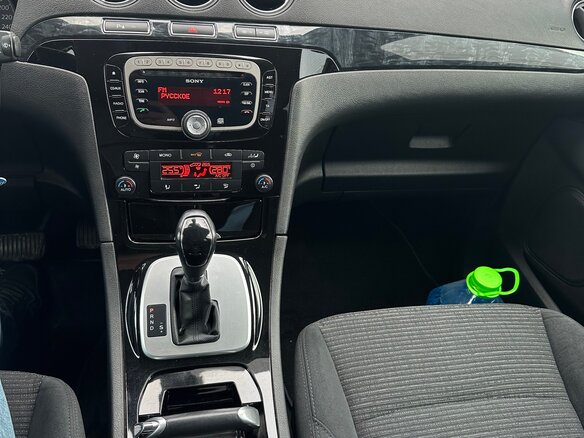 2010 Ford Galaxy II Рестайлинг, серый, 950000 рублей - вид 16