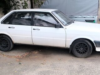 1985 Audi 80 III (B2), белый, 65000 рублей, вид 2