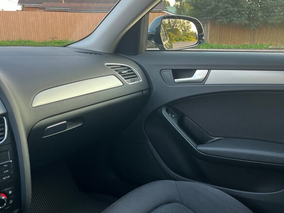 2009 Audi A4 IV (B8), чёрный, 1250000 рублей - вид 12