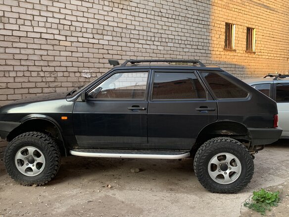 2002 Lada (ВАЗ) 2109, чёрный - вид 3