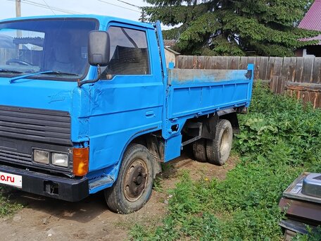 1989 Mazda Titan, синий, 850000 рублей, вид 4