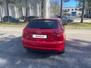 2011 Audi A3 II (8P) Рестайлинг 2, красный, 775000 рублей, вид 5