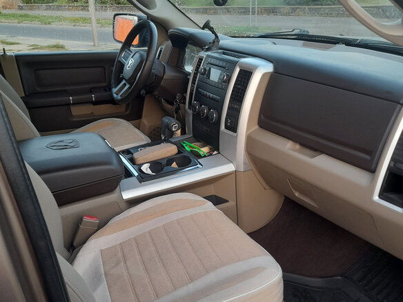 2009 Dodge RAM IV (DS/DJ), коричневый, 2680320 рублей - вид 5