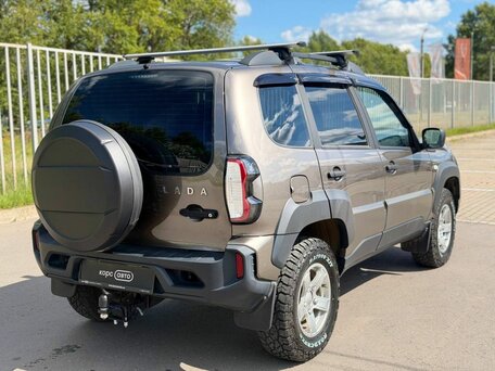 2024 Lada (ВАЗ) Niva Travel I, коричневый, 1177000 рублей, вид 5
