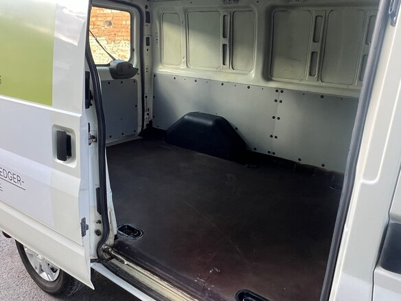 2002 Ford Transit, белый, 630000 рублей - вид 10