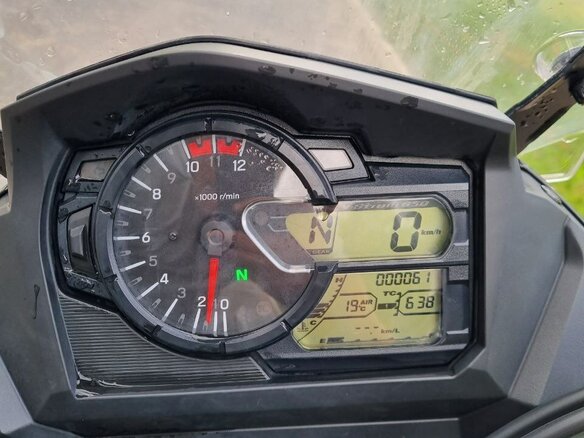 2022 Suzuki V-Strom DL 650, чёрный, 1000000 рублей - вид 15