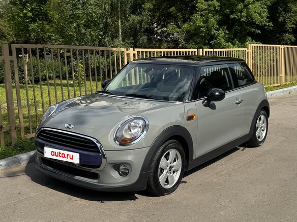 2017 Mini Hatch Cooper III (F55/F56), серый, 1999999 рублей - вид 1