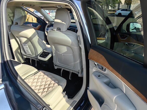 2022 Volvo XC90 II Рестайлинг 1, синий, 5700000 рублей - вид 28