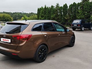 2016 Kia Ceed II Рестайлинг, коричневый, 1400000 рублей, вид 4