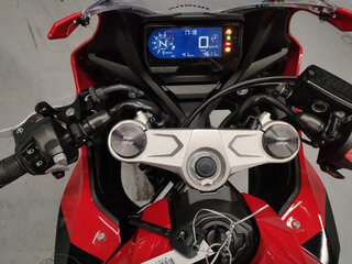 2023 Honda CBR 650R, красный, 890000 рублей, вид 5