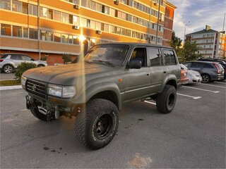 1996 Toyota Land Cruiser 80 Series Рестайлинг, зелёный, 950000 рублей, вид 4