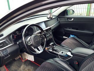 2019 Kia Optima IV Рестайлинг, чёрный, 1820000 рублей, вид 4