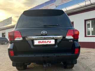 2014 Toyota Land Cruiser 200 Series Рестайлинг 1, чёрный, 3950000 рублей, вид 4