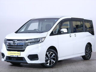 2018 Honda Stepwgn Spada V Рестайлинг, белый, 2299000 рублей, вид 3