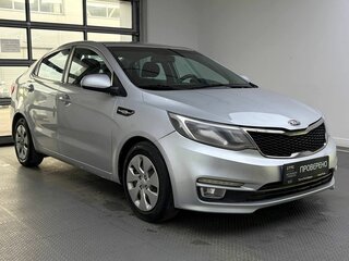 2015 Kia Rio III, серебристый, 575000 рублей, вид 3
