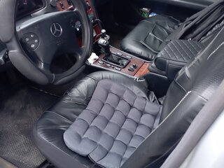 1997 Mercedes-Benz E-Класс 240 II (W210, S210), серебристый, 175000 рублей, вид 4