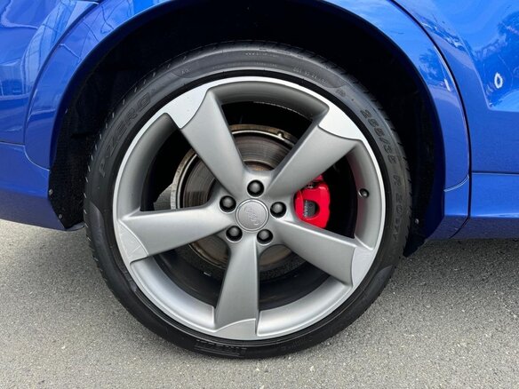 2015 Audi RS Q3 I (8U) Рестайлинг, синий, 4400000 рублей - вид 9