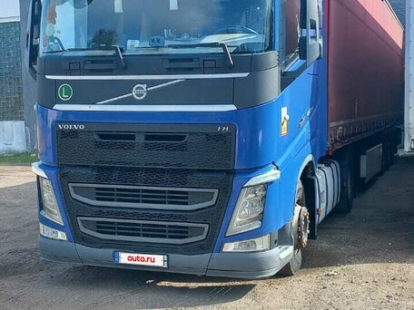 2014 Volvo FH, синий, 2300000 рублей, вид 1