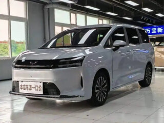 2025 Wuling Starlight 730, серебристый, 1800000 рублей, вид 2