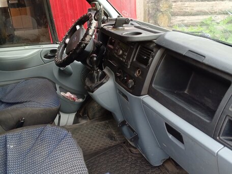 2006 Ford Transit, белый, 999999 рублей, вид 2